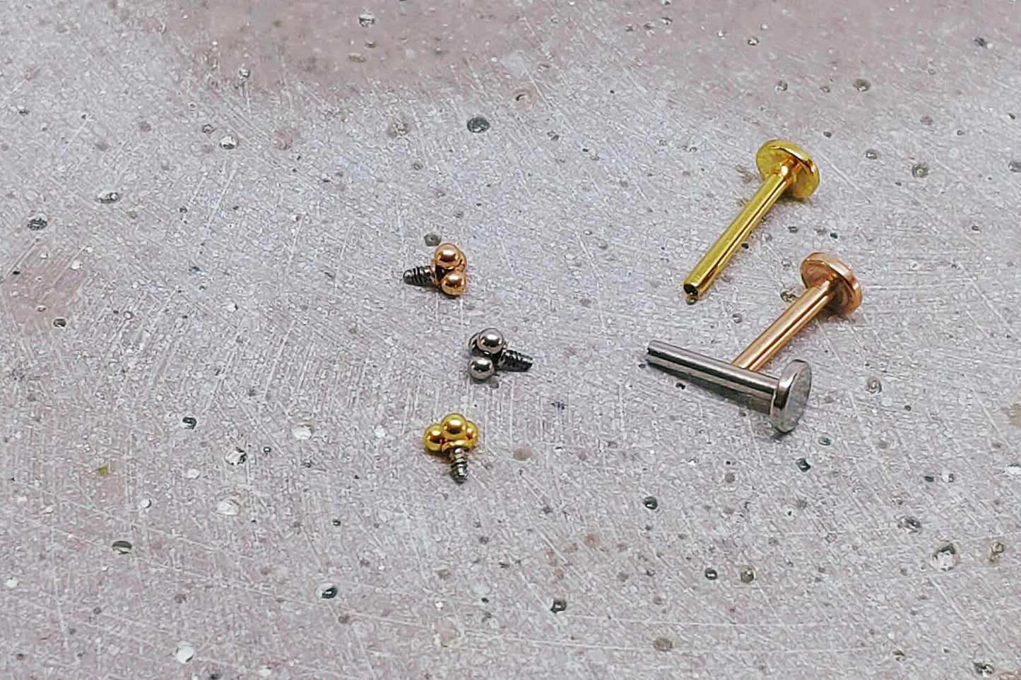 16G Tiny Piercing Tragus Cartilage Helix Piercing, Internally Threaded Labret, Tiniest Three Ball Trinity Stud, Tribead, 4mm, 8mm, 10mm Bar