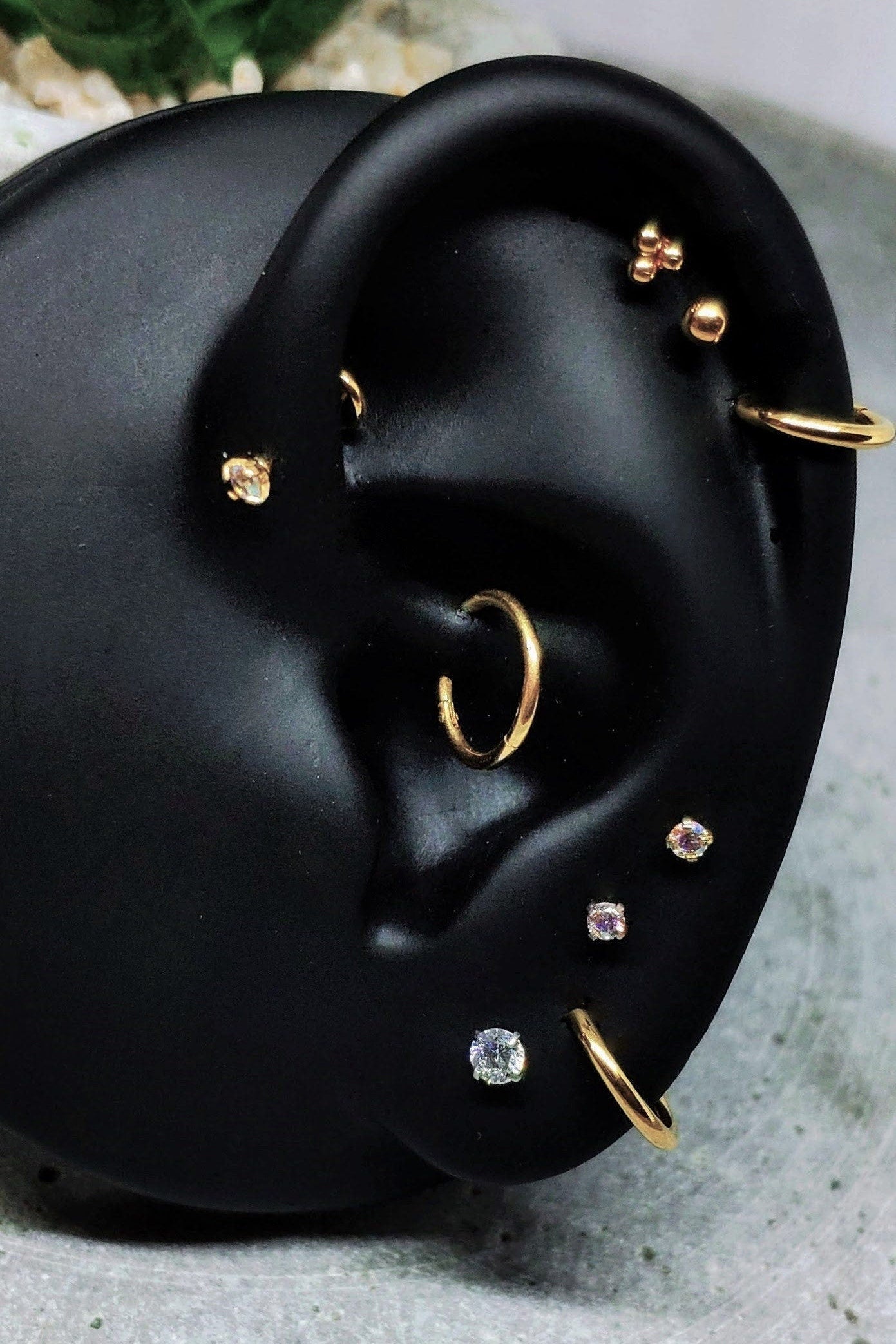 20G Tiny Huggie Hoop Clicker Ring,Nose Cartilage Daith Helix Tragus Septum ,Seamless Hinged Segment Ring,6mm 7mm 8mm 10mm 12mm 316L Steel