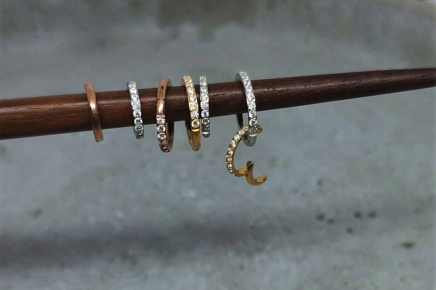 16G Tiny CZ Paved Hoop Ring, Conch Clicker CZ Huggie Nose hoop, Tragus Cartilage, Seamless Hinged Clicker,6mm, 7mm, 8mm, Eternity Ring