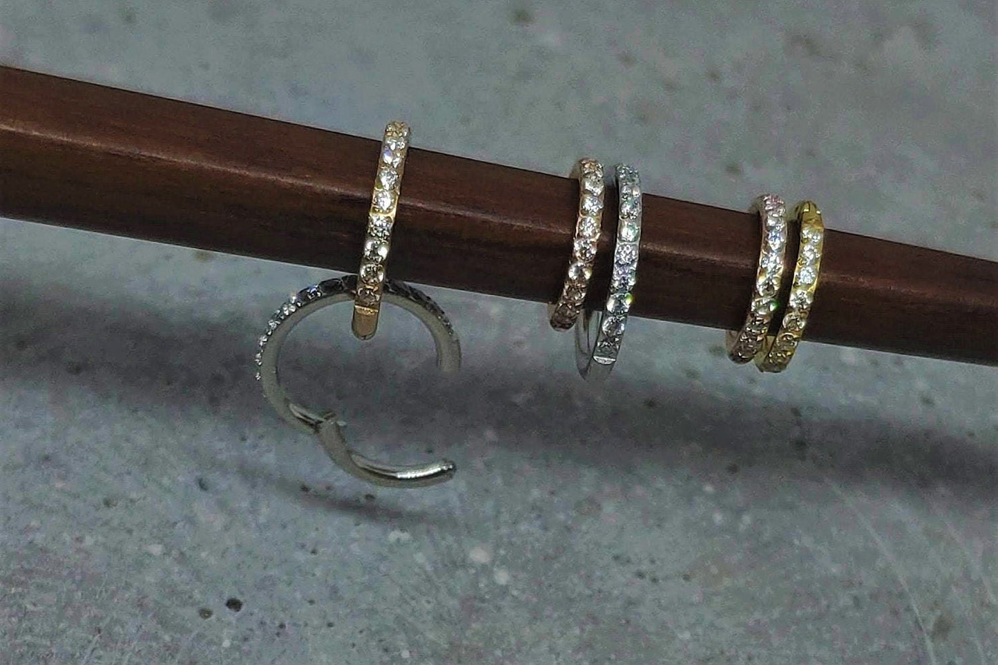 18G Tiny CZ Paved Hoop Ring, Conch Clicker CZ Huggie Nose hoop, Tragus Cartilage, Seamless Hinged Clicker,6mm,7mm,8mm,10mm,12mmEternity Ring