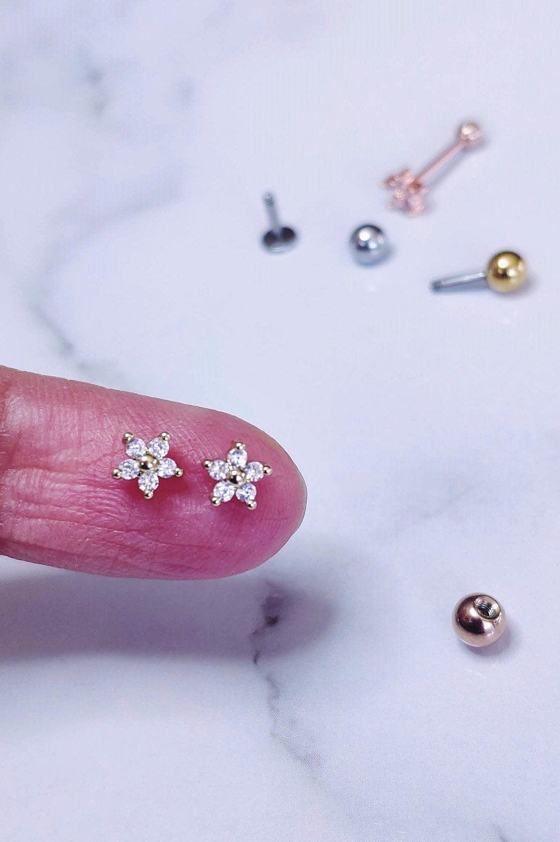 16G 18G Tiny Flower CZ Ear Piercing, Helix, Tragus, Cartilage Piercing, External Thread Ball End, Labret,  316LStainless Steel, 4mm-10mm Bar