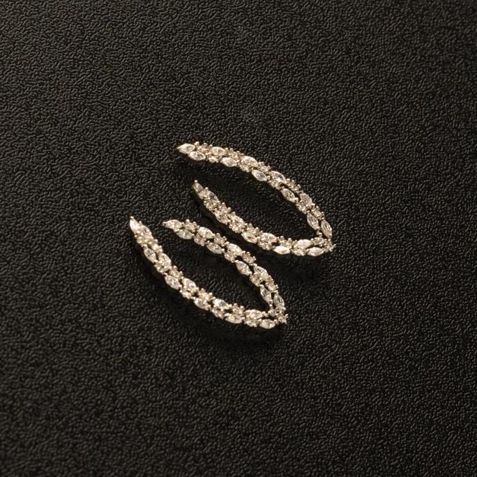 Sparkly Cubic Zirconia  Lightweight Dangle Earrings - Elegant Statement Piece - Party wear